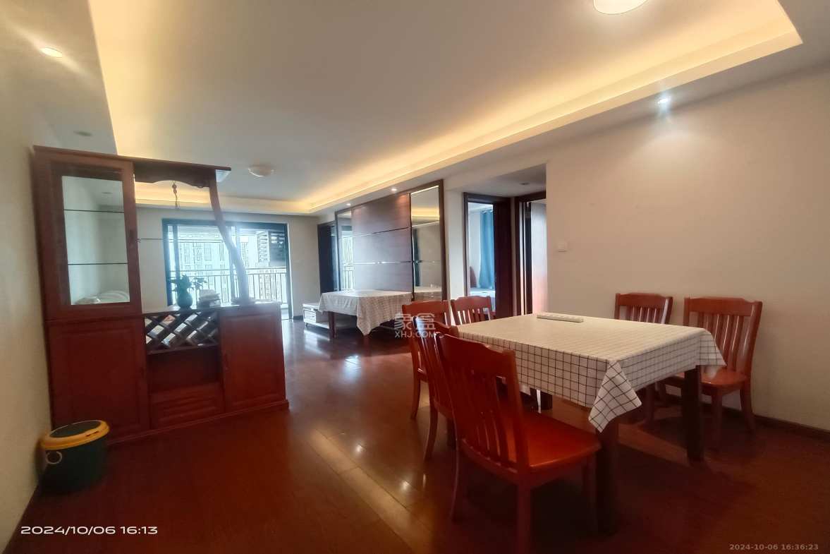 万科金域华府三四期  3室2厅1卫    2500.0元/月 万科金域华府三四期  3室2厅1卫    2500.0元/月室内图