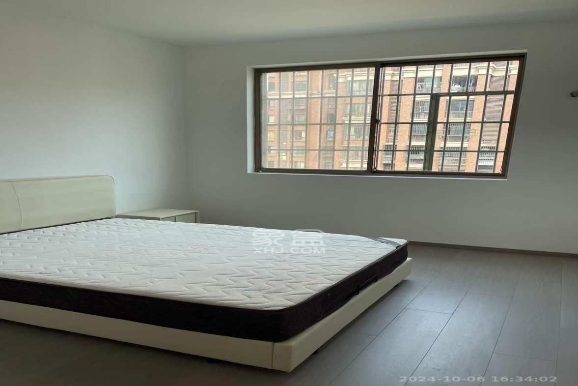 银路家园（公路局单位房）  3室2厅2卫    2800.0元/月室内图