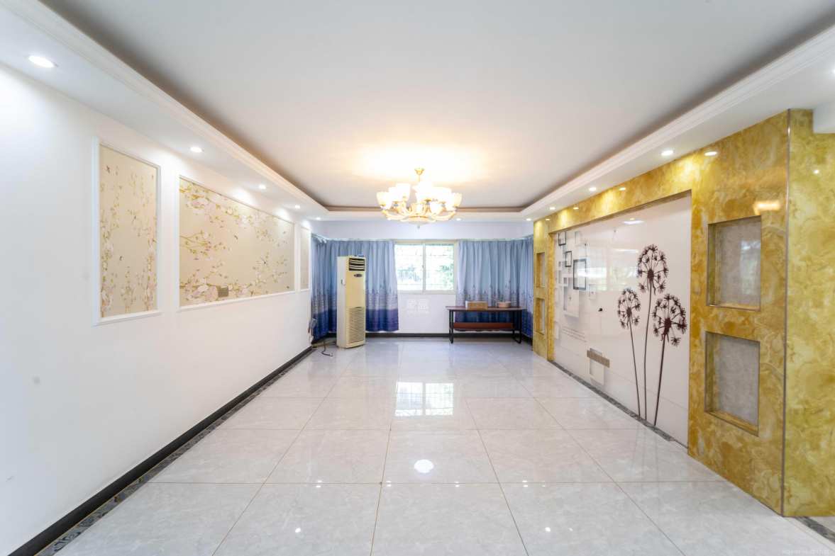 安泰新村  3室2厅2卫   2500.00元/月室内图1