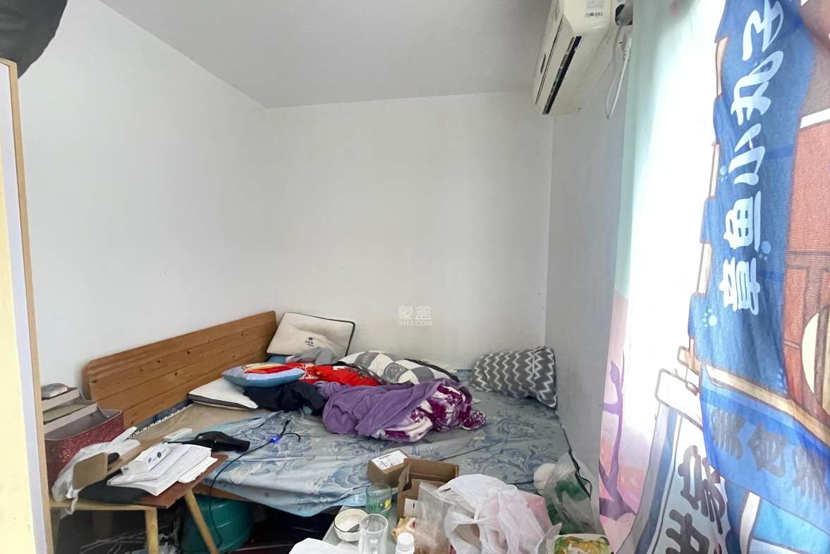曙光路综合楼  3室1厅1卫   1600.00元/月室内图1
