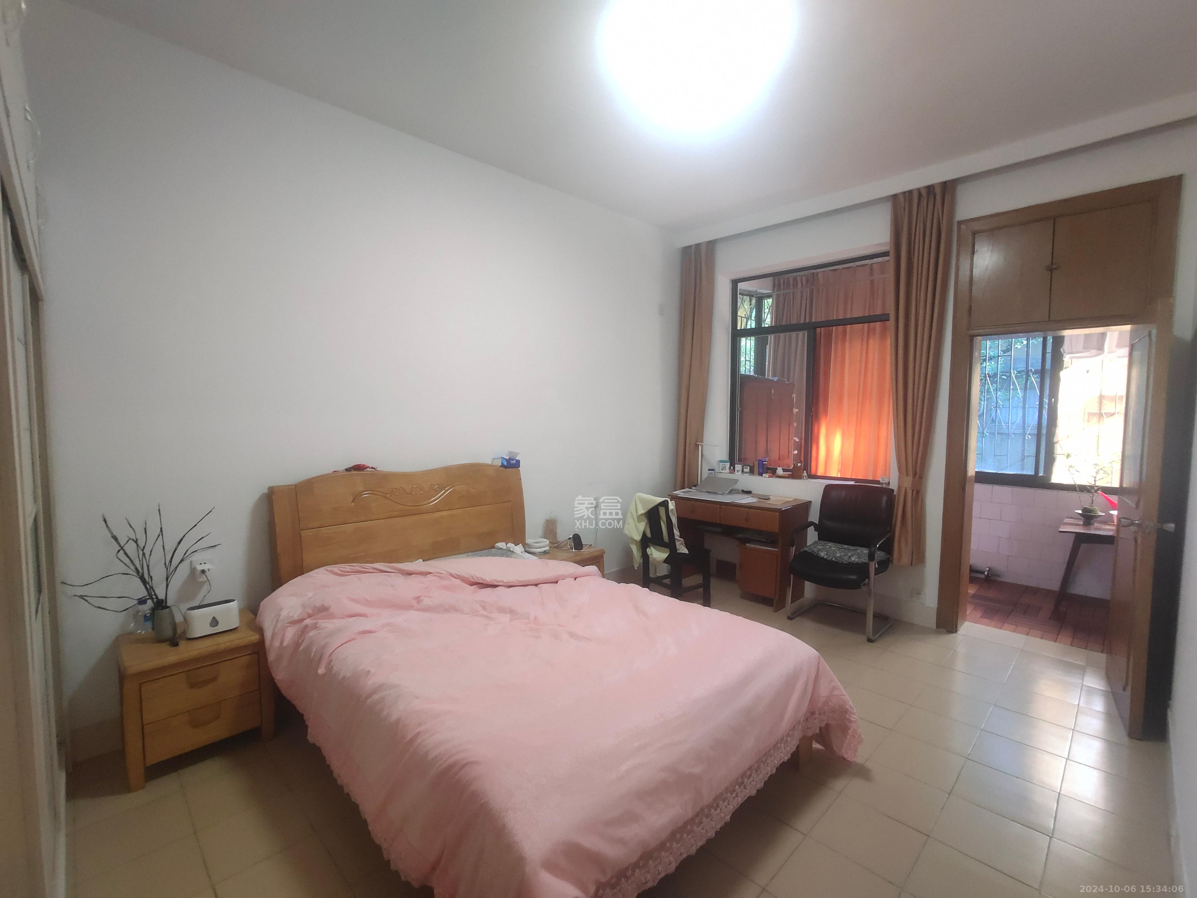 湘农桥社区  1室1厅1卫    2100.0元/月