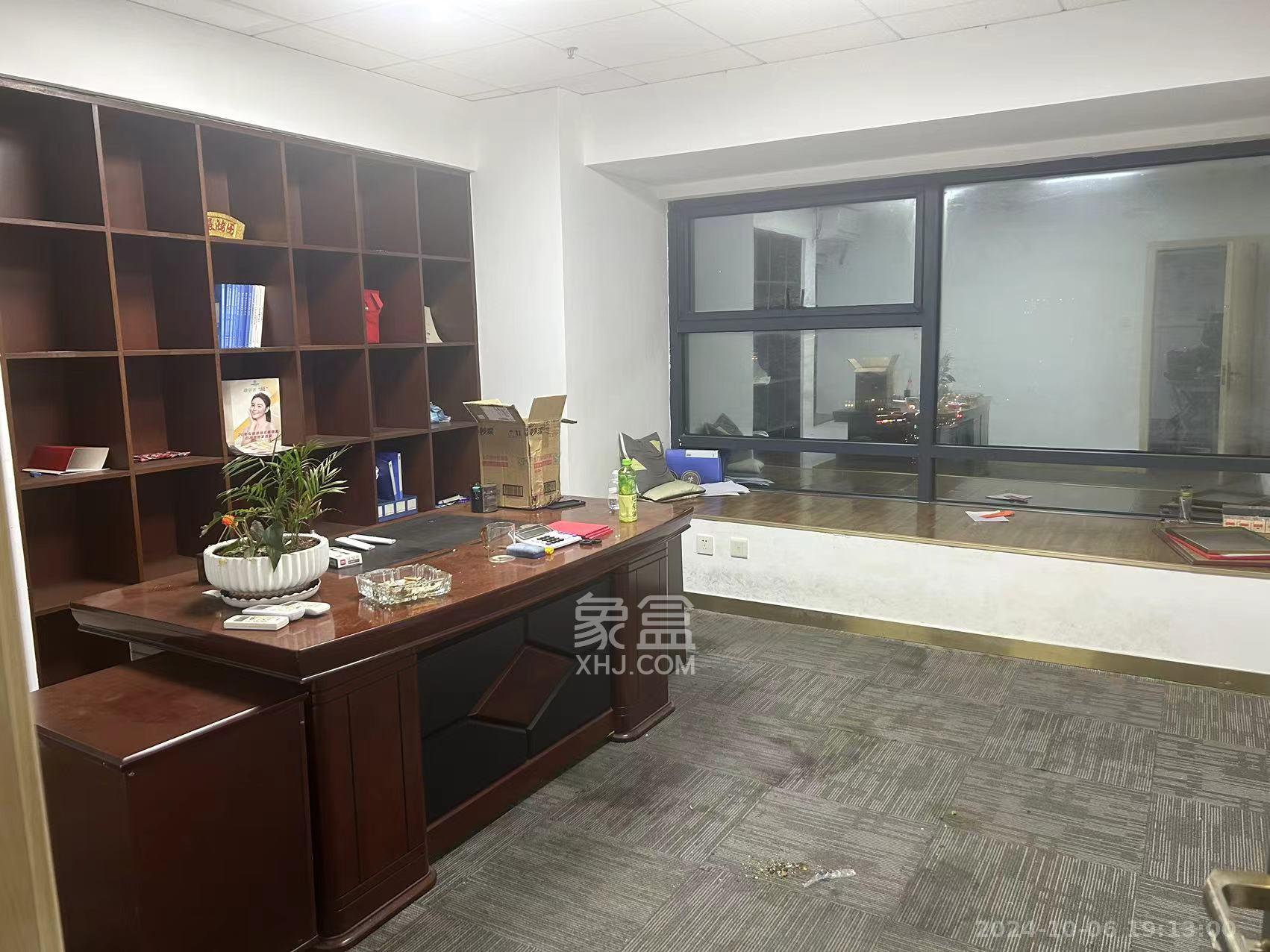 万象新天   130.0㎡      3500.0元/月室内图