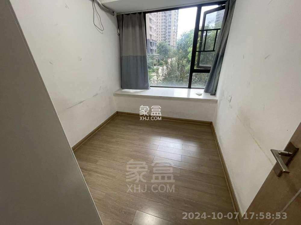 美的翰城  3室2厅1卫   2100.00元/月室内图