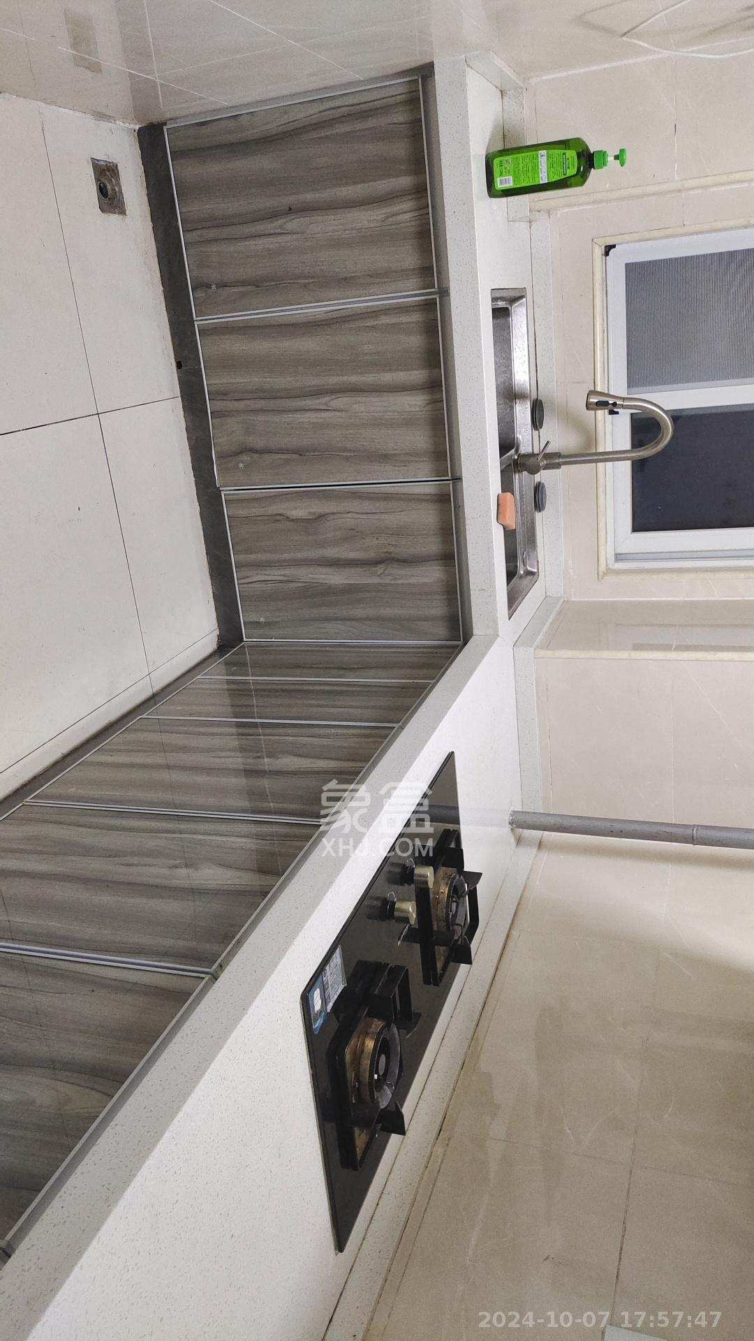 丰园城（鄱阳小区二期）  1室0厅0卫   2200.00元/月室内图
