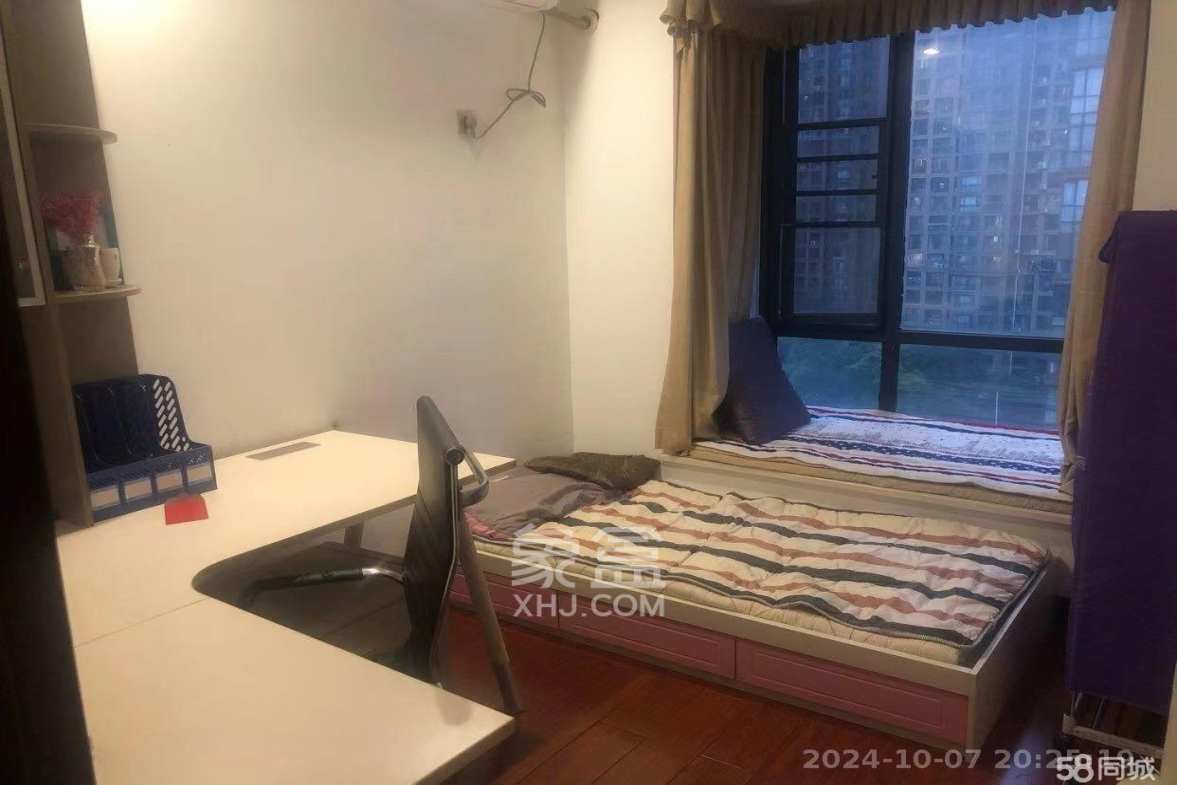 辉煌国际城一期  1室1厅1卫    1100.0元/月室内图