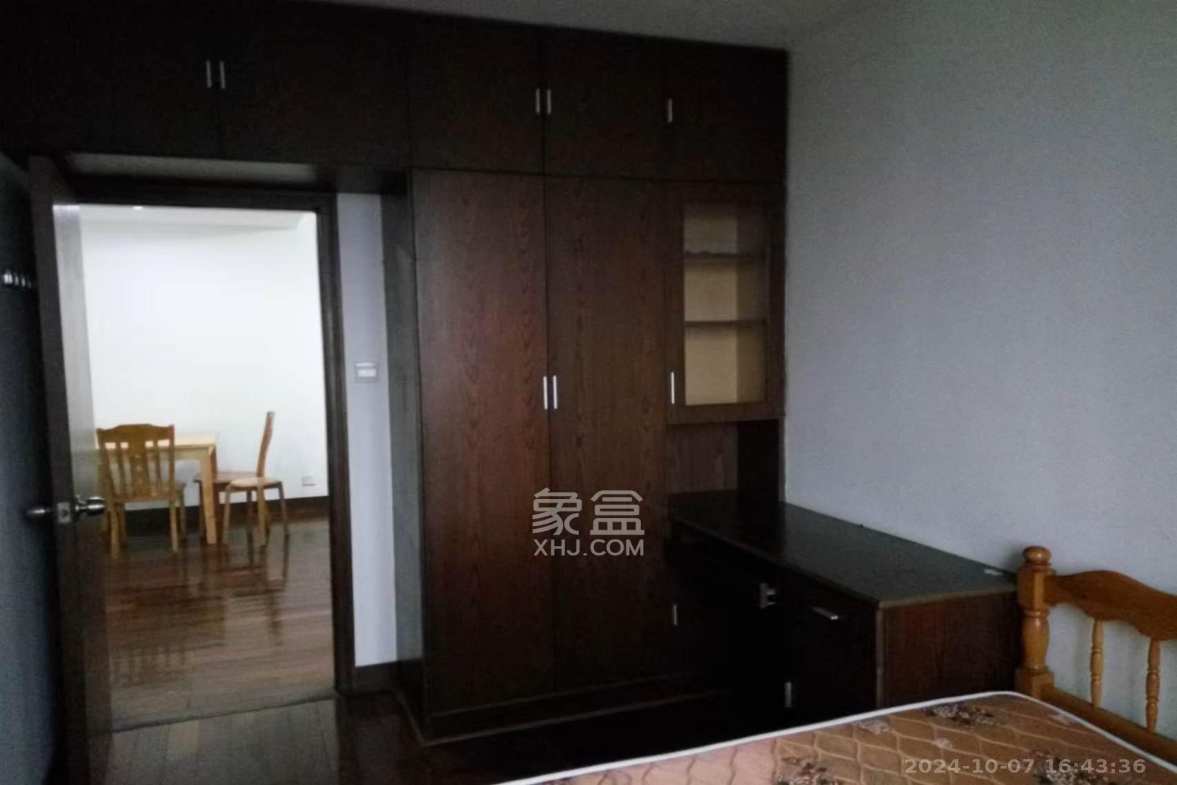 华盛家园  2室2厅1卫   2100.00元/月室内图