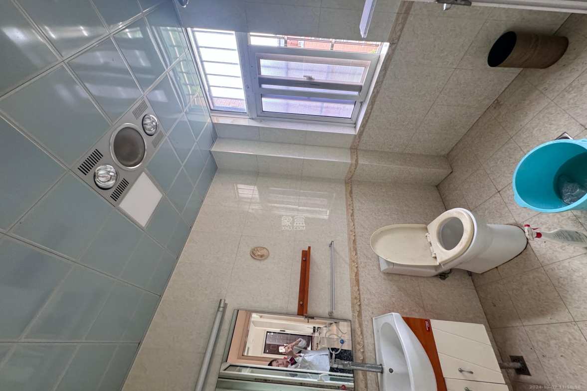 山水湾  3室2厅2卫   1500.00元/月室内图