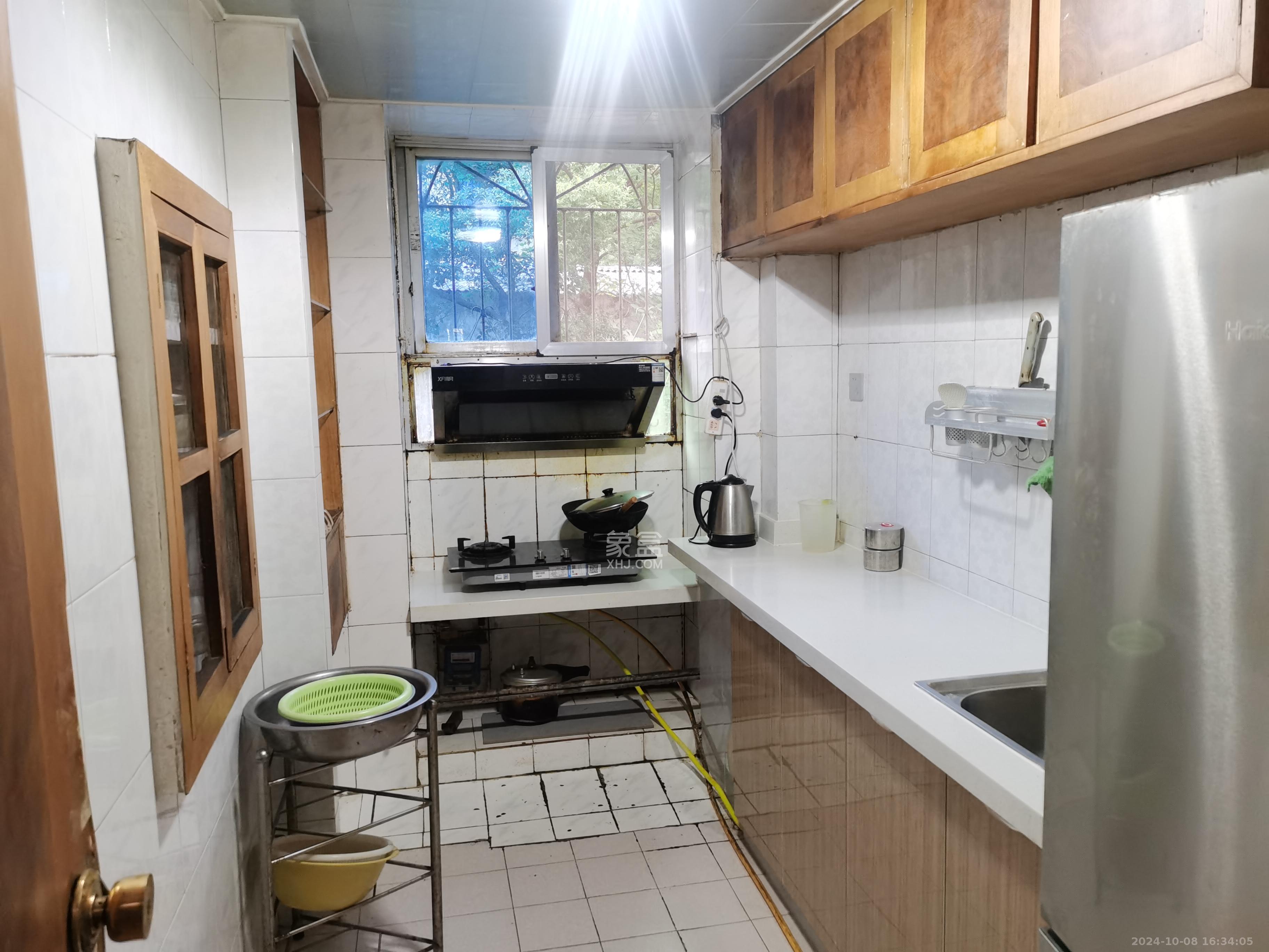 建华综合楼  2室2厅1卫   1400.00元/月