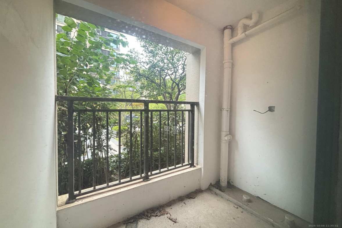 中交建发松雅院  4室2厅3卫    1800.0元/月室内图