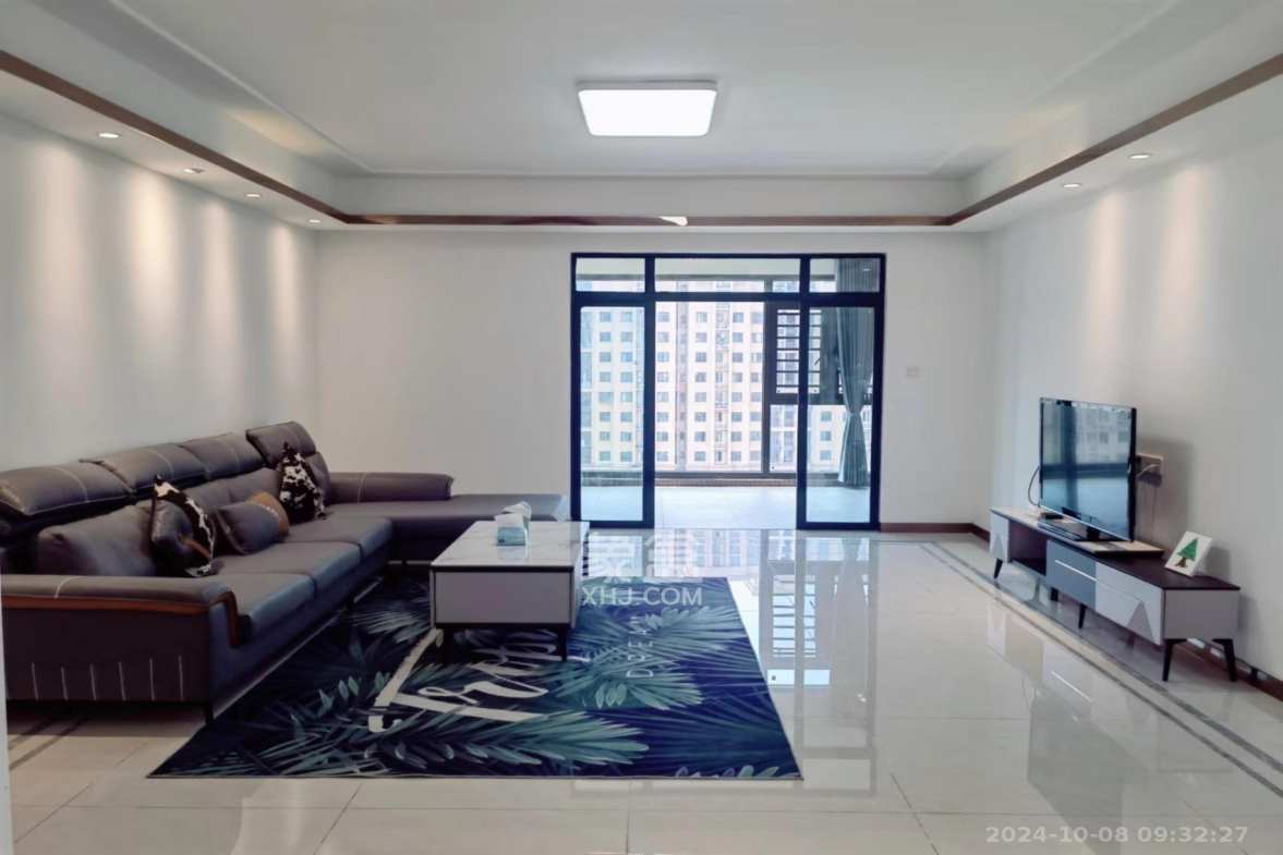 碧桂园公园壹号(凯怡茗苑) 5室2厅3卫 2500.0元/月 碧桂园公园壹号(凯怡茗苑) 5室2厅3卫 2500.0元/月室内图