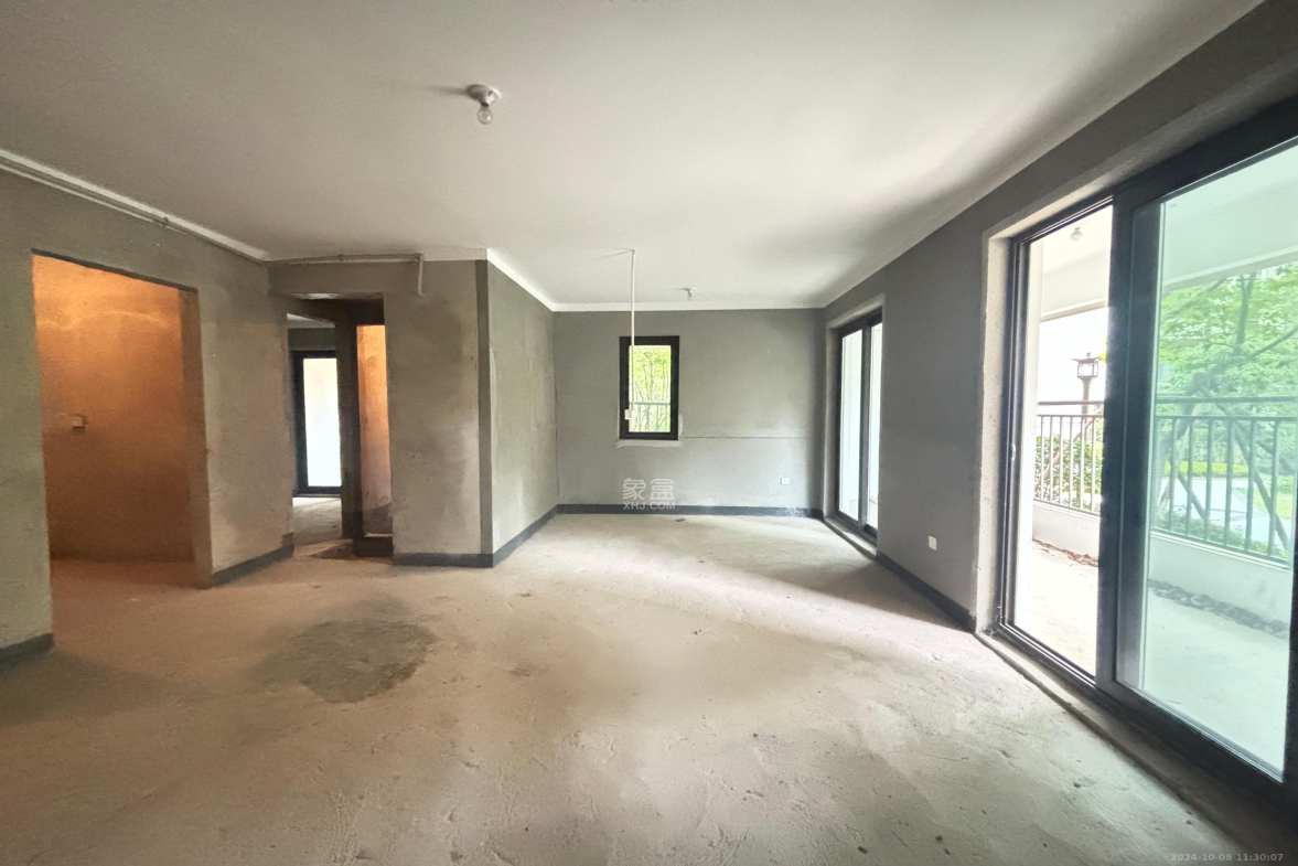 中交建发松雅院  4室2厅3卫    1800.0元/月室内图1