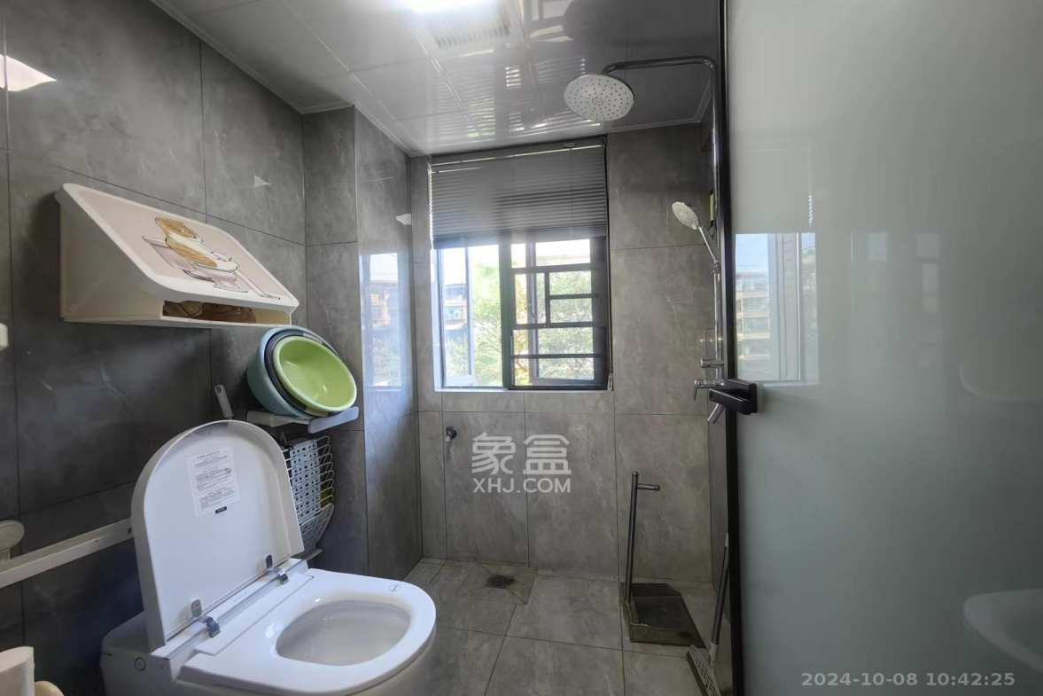润丰国际  4室2厅2卫   75.00万室内图