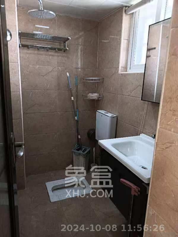 泊爱蓝湾  2室1厅1卫    2100.0元/月 泊爱蓝湾  2室1厅1卫    2100.0元/月室内图