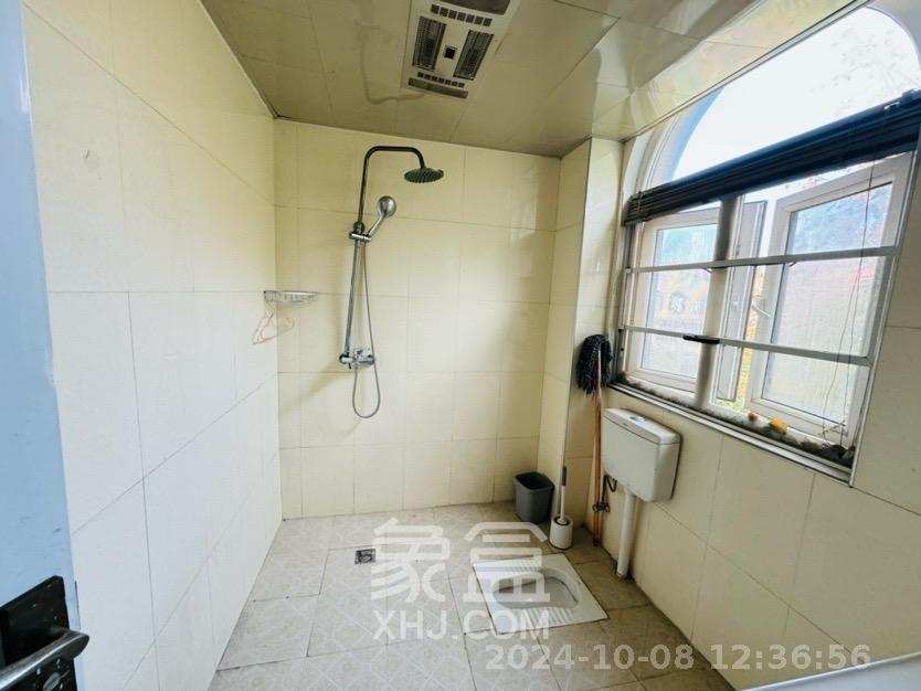 郡原居里  3室2厅1卫   1700.00元/月室内图
