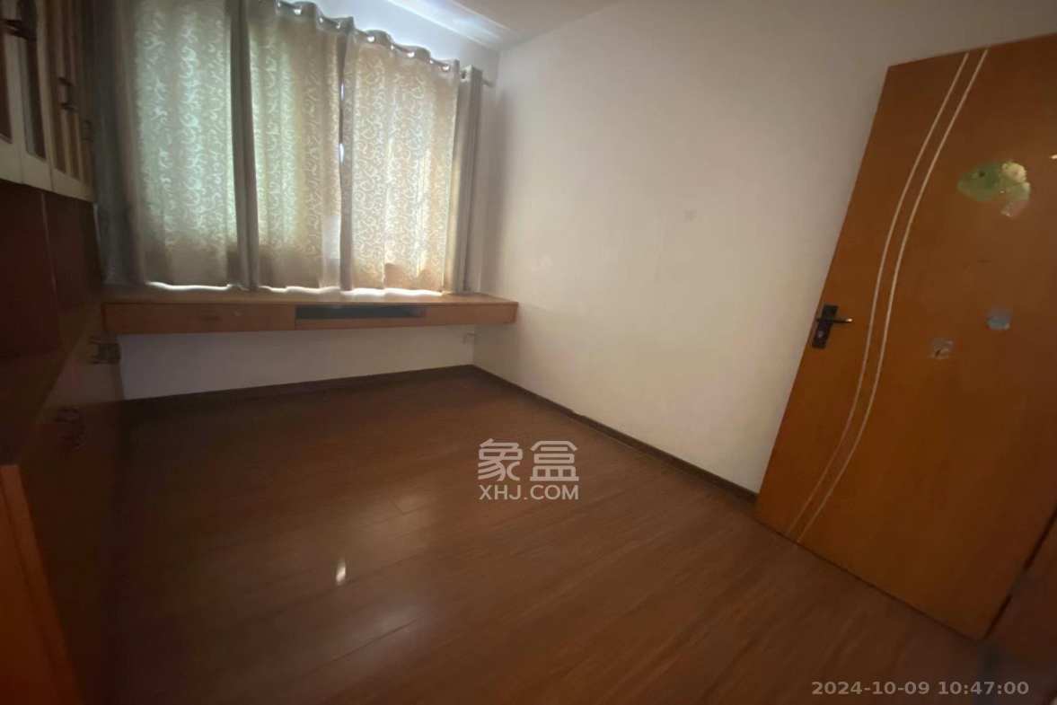 慧丰楼  3室2厅1卫   3500.00元/月室内图
