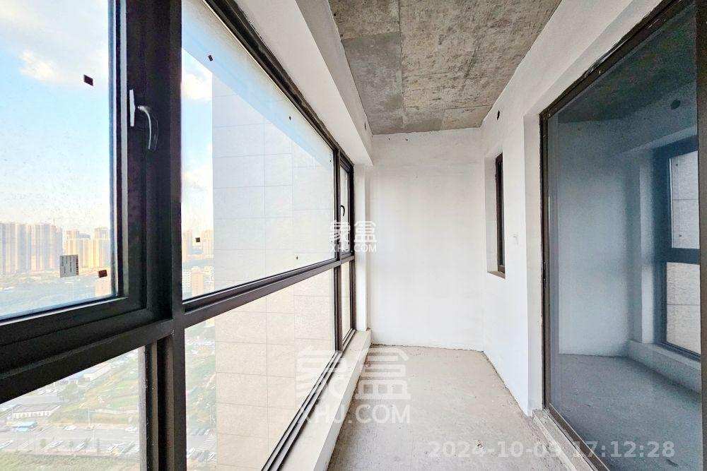 明昇壹城（明昇时代广场）二期  4室2厅3卫   3000.00元/月室内图