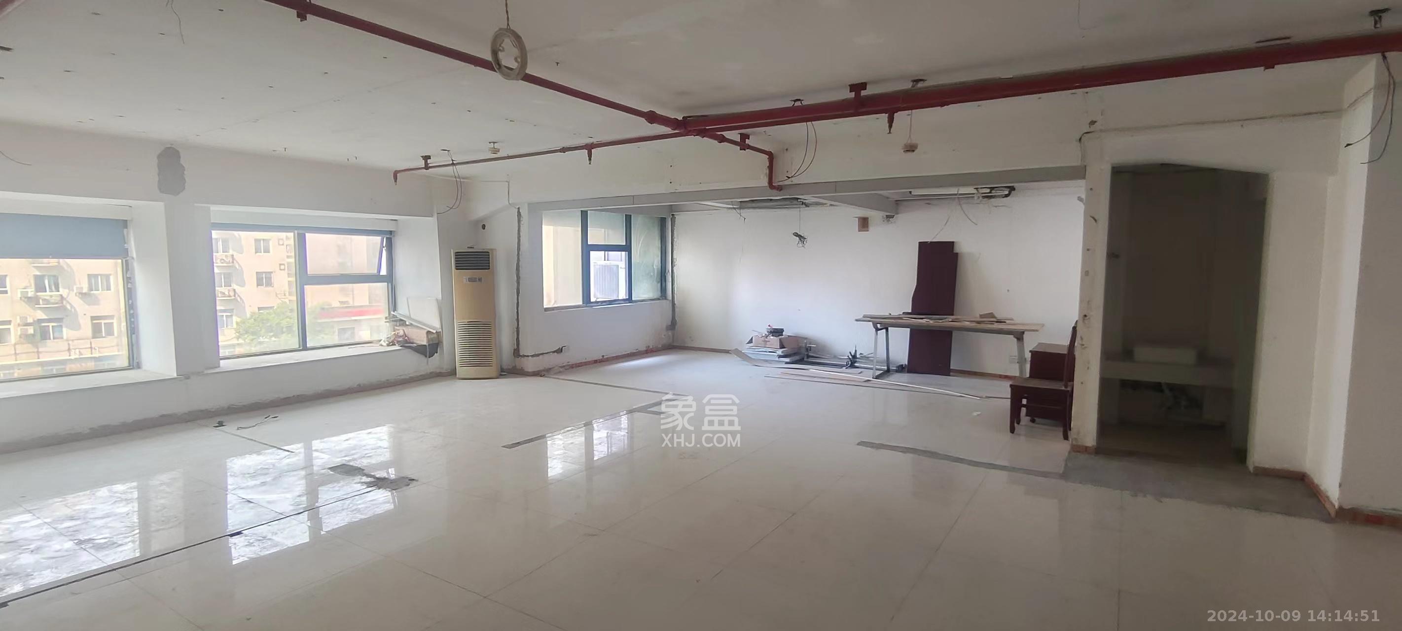 万象新天   115.16㎡      3000.0元/月室内图