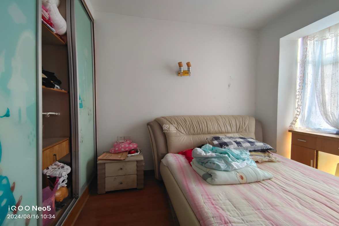 鄱阳小区  3室2厅1卫   1750.00元/月室内图