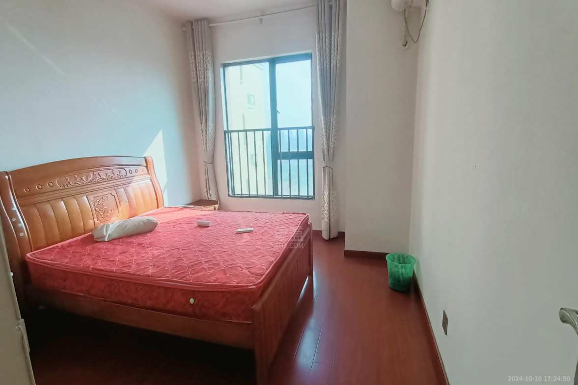 三一歌雅郡  4室2厅2卫    2100.0元/月室内图