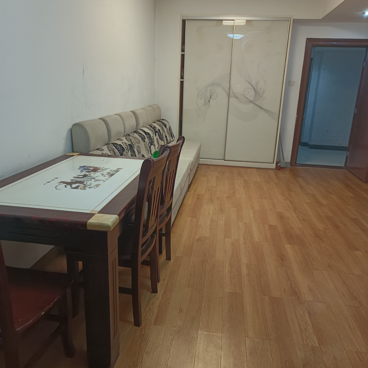 星海名都  1室0厅0卫    26.5万