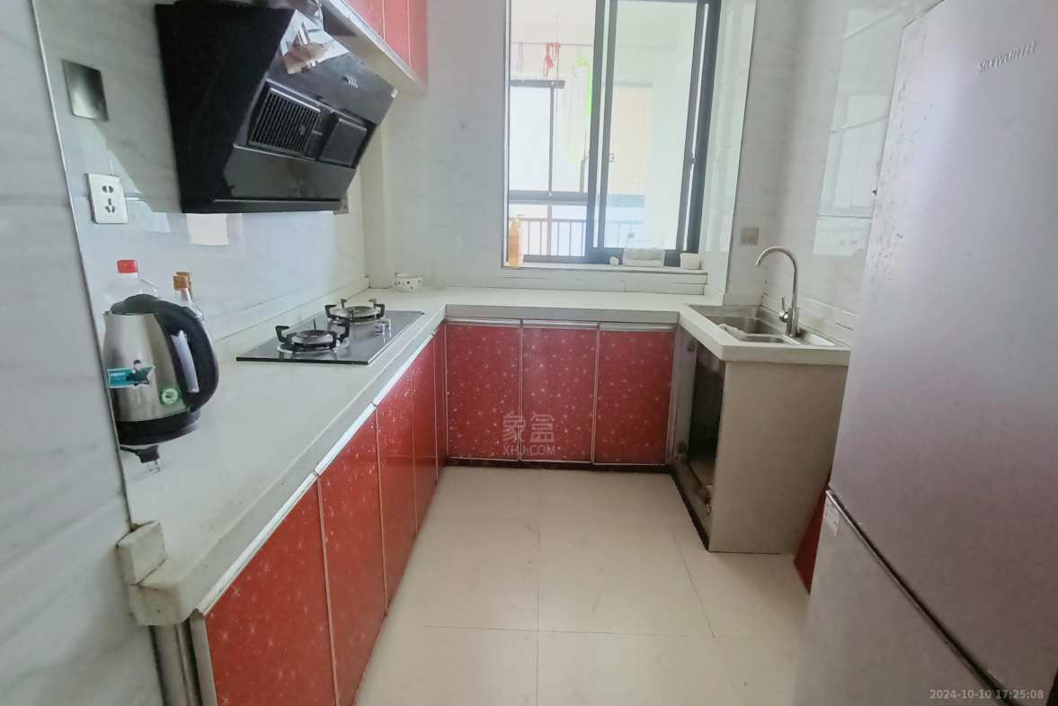 三一歌雅郡  4室2厅2卫    2100.0元/月室内图