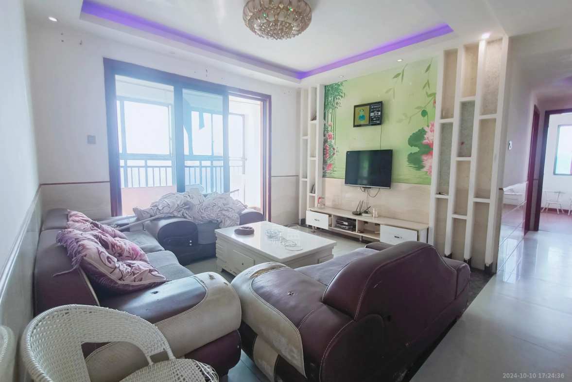 三一歌雅郡  4室2厅2卫    2100.0元/月室内图