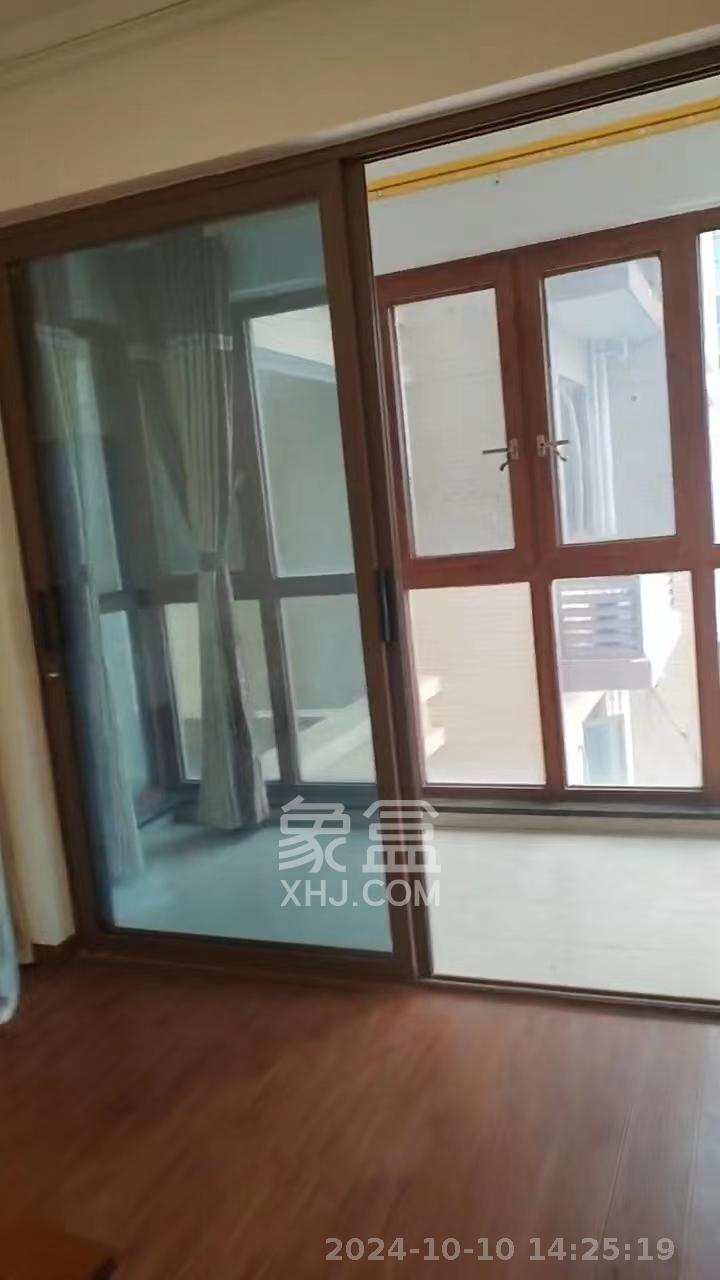 万里时代  3室2厅2卫   3600.00元/月室内图
