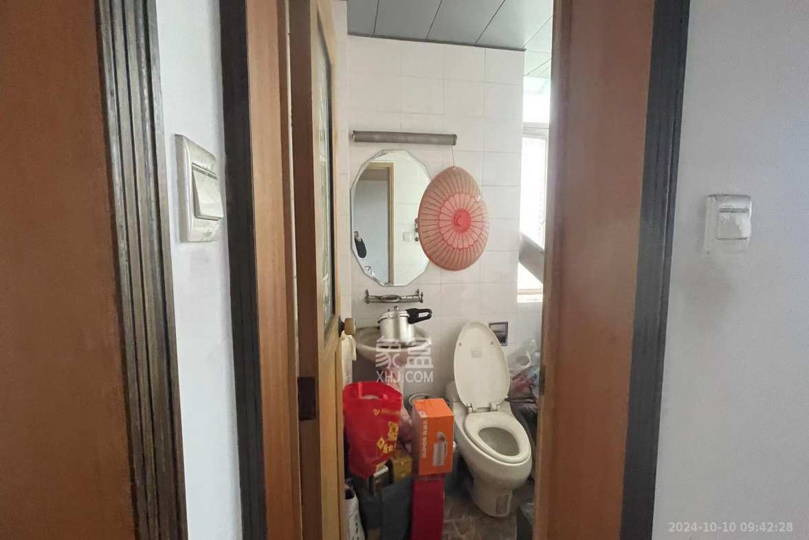 湖南省冶金材料研究所宿舍 3室2厅2卫 2000.0元/月 湖南省冶金材料研究所宿舍 3室2厅2卫 2000.0元/月室内图