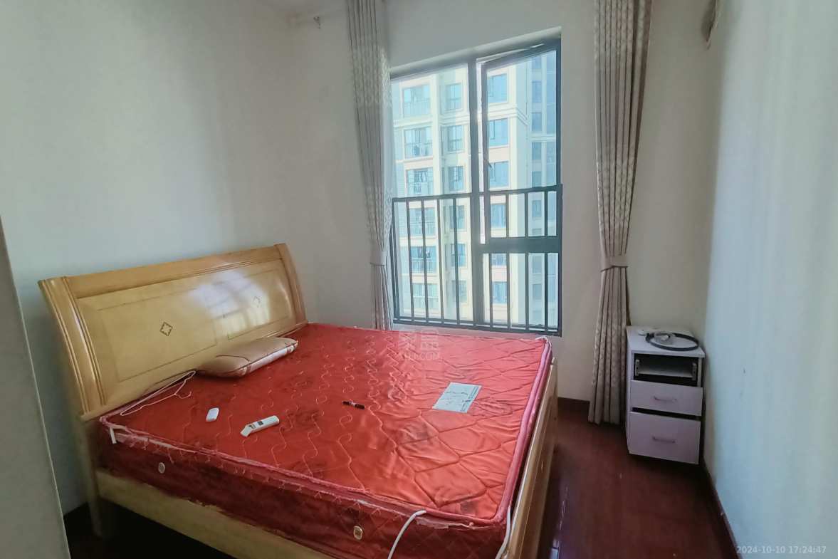 三一歌雅郡  4室2厅2卫    2100.0元/月室内图