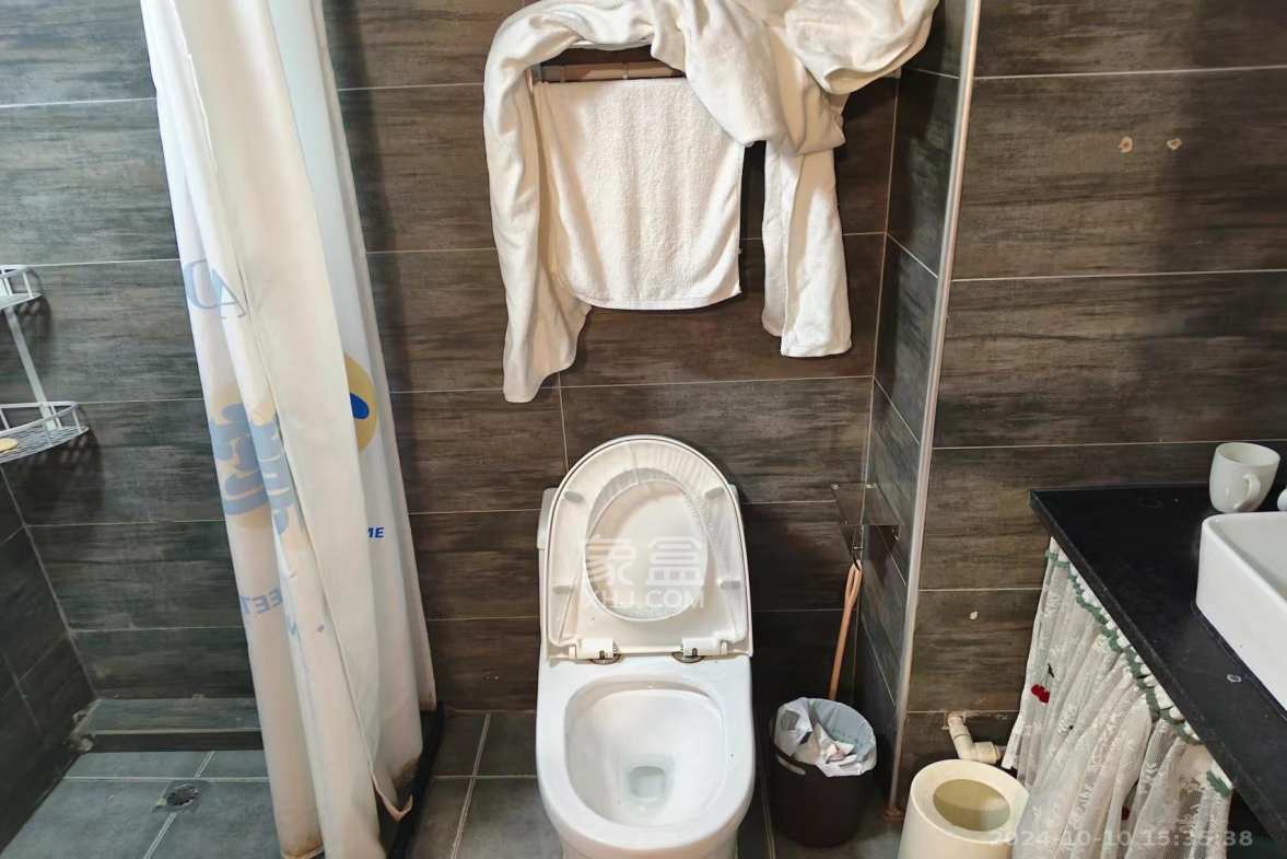 汀兰雅苑  1室1厅1卫   2100.00元/月室内图
