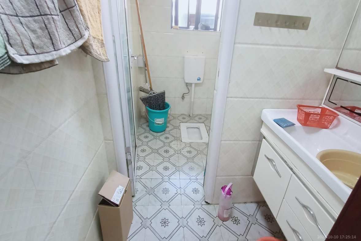 三一歌雅郡  4室2厅2卫    2100.0元/月室内图