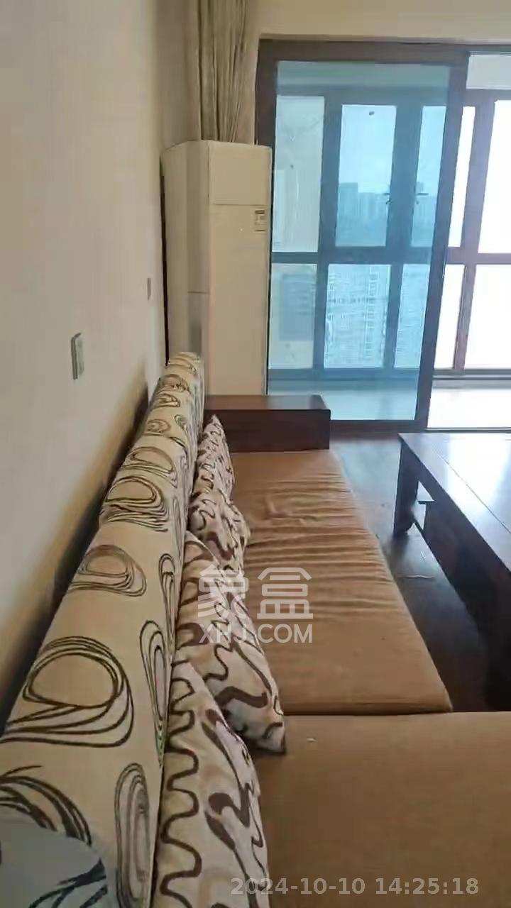 万里时代  3室2厅2卫   3600.00元/月室内图