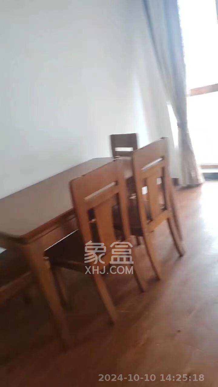 万里时代  3室2厅2卫   3600.00元/月室内图