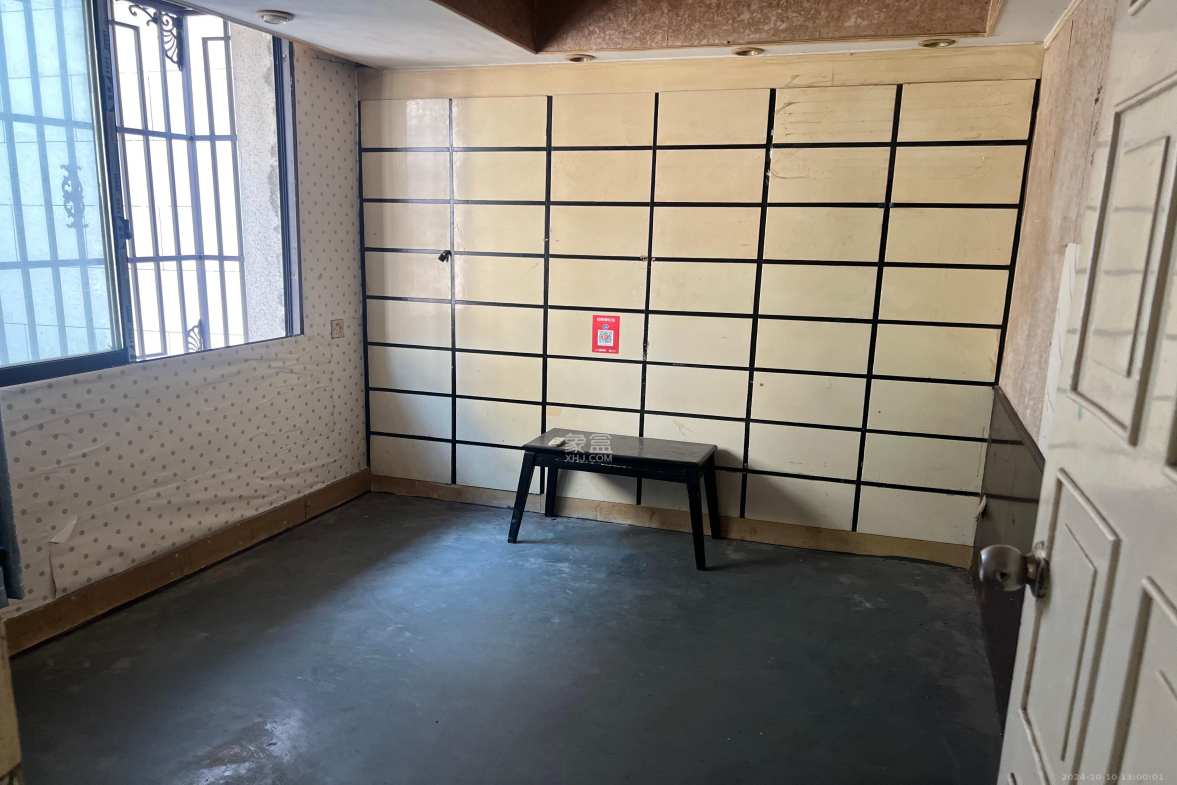里仁巷22号工商联宿舍  2室1厅1卫   1500.00元/月室内图