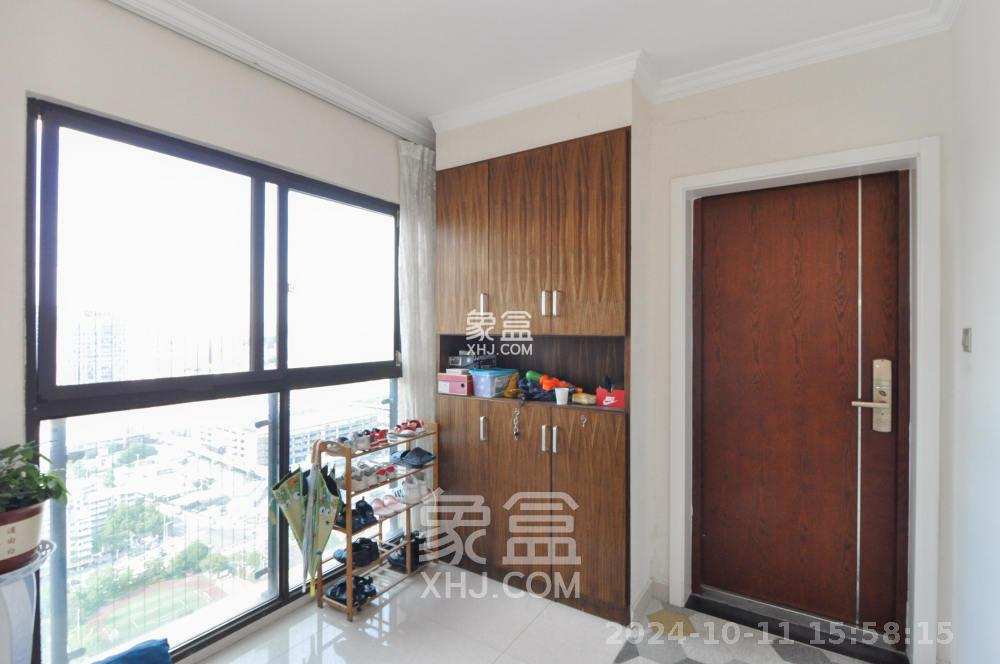 达美D6区  4室2厅2卫    3400.0元/月 达美D6区  4室2厅2卫    3400.0元/月室内图