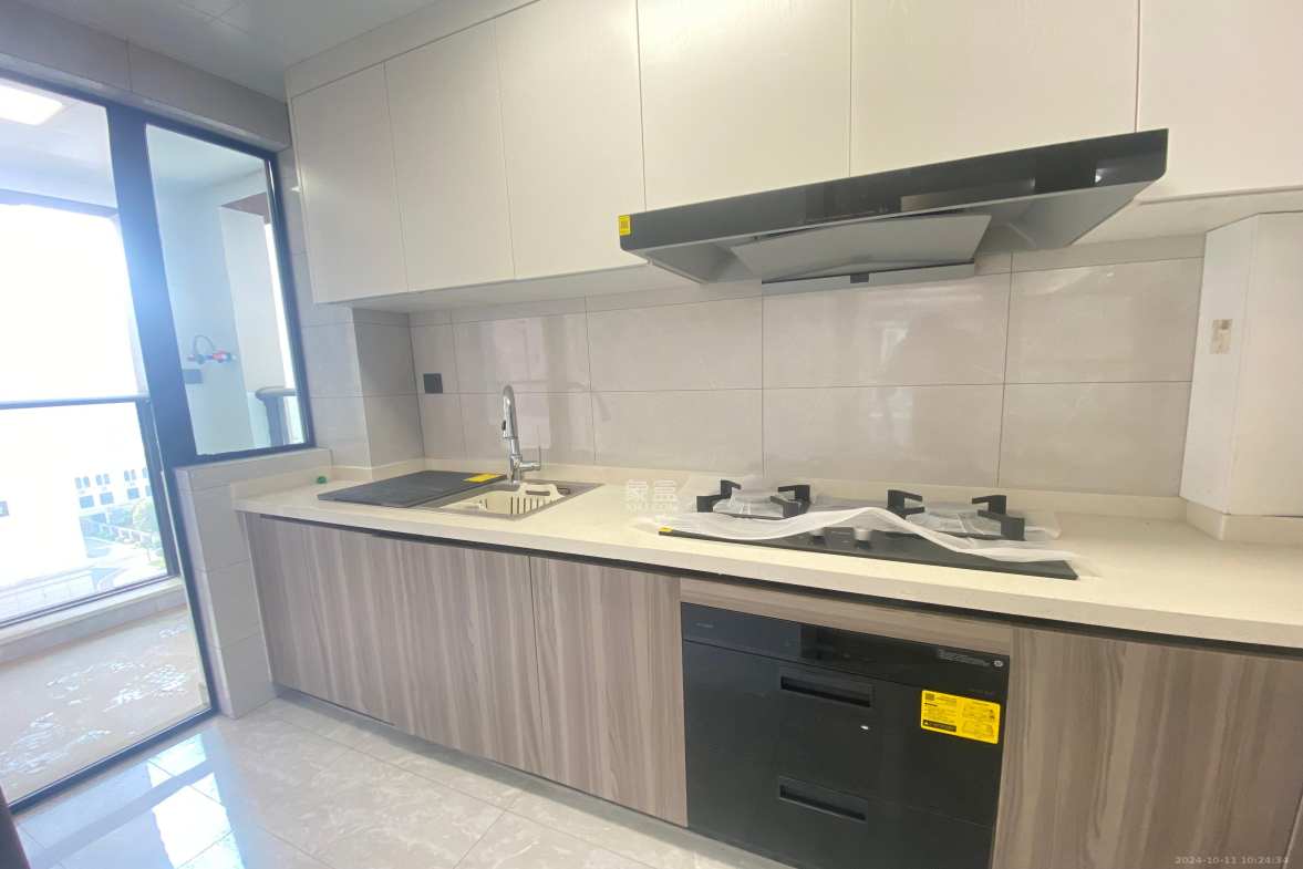 金富湘江悦城  4室2厅2卫    2600.0元/月 金富湘江悦城  4室2厅2卫    2600.0元/月室内图