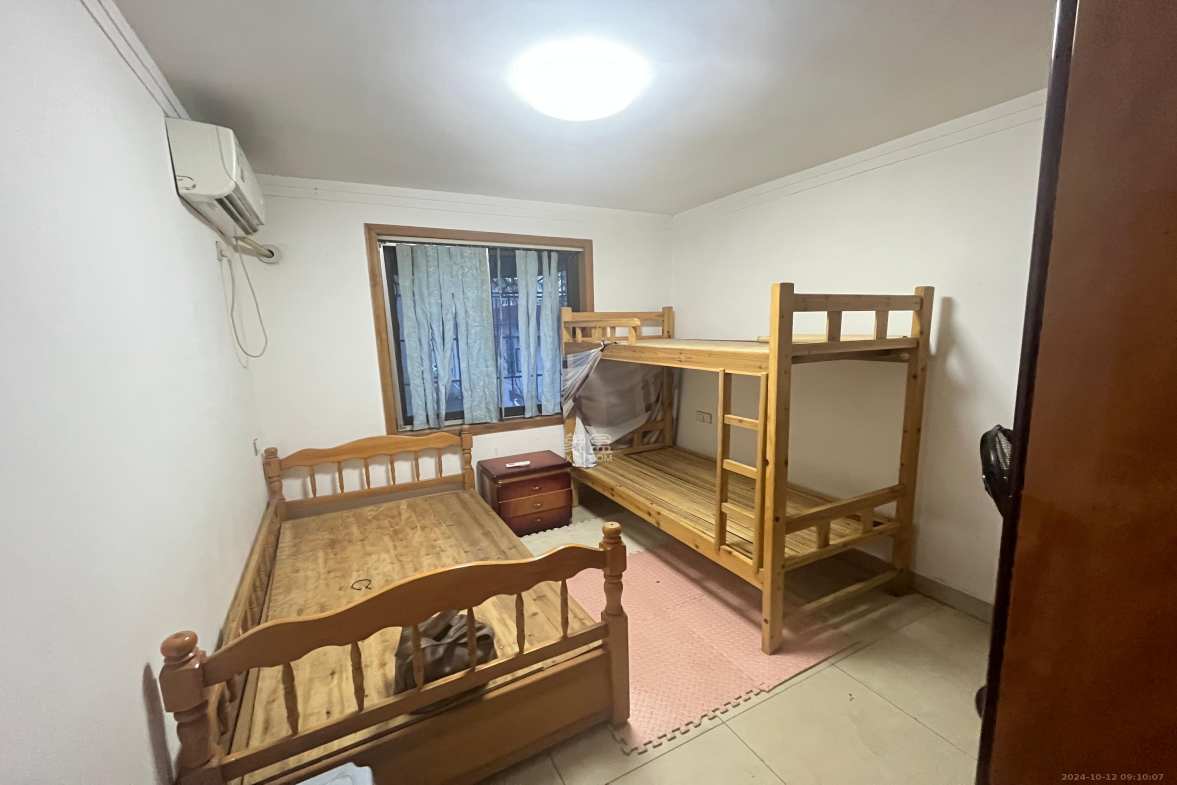仰天湖4村  2室1厅1卫   1800.00元/月室内图