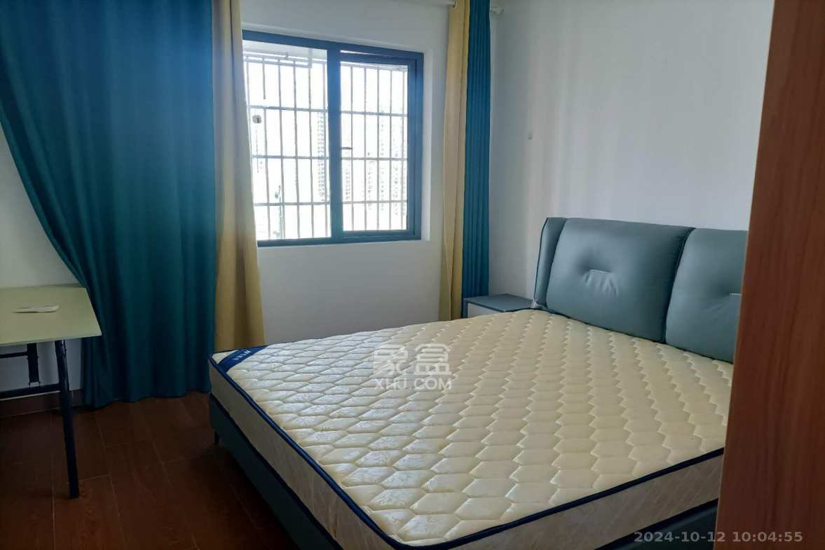 山水新城  3室2厅2卫   2800.00元/月室内图