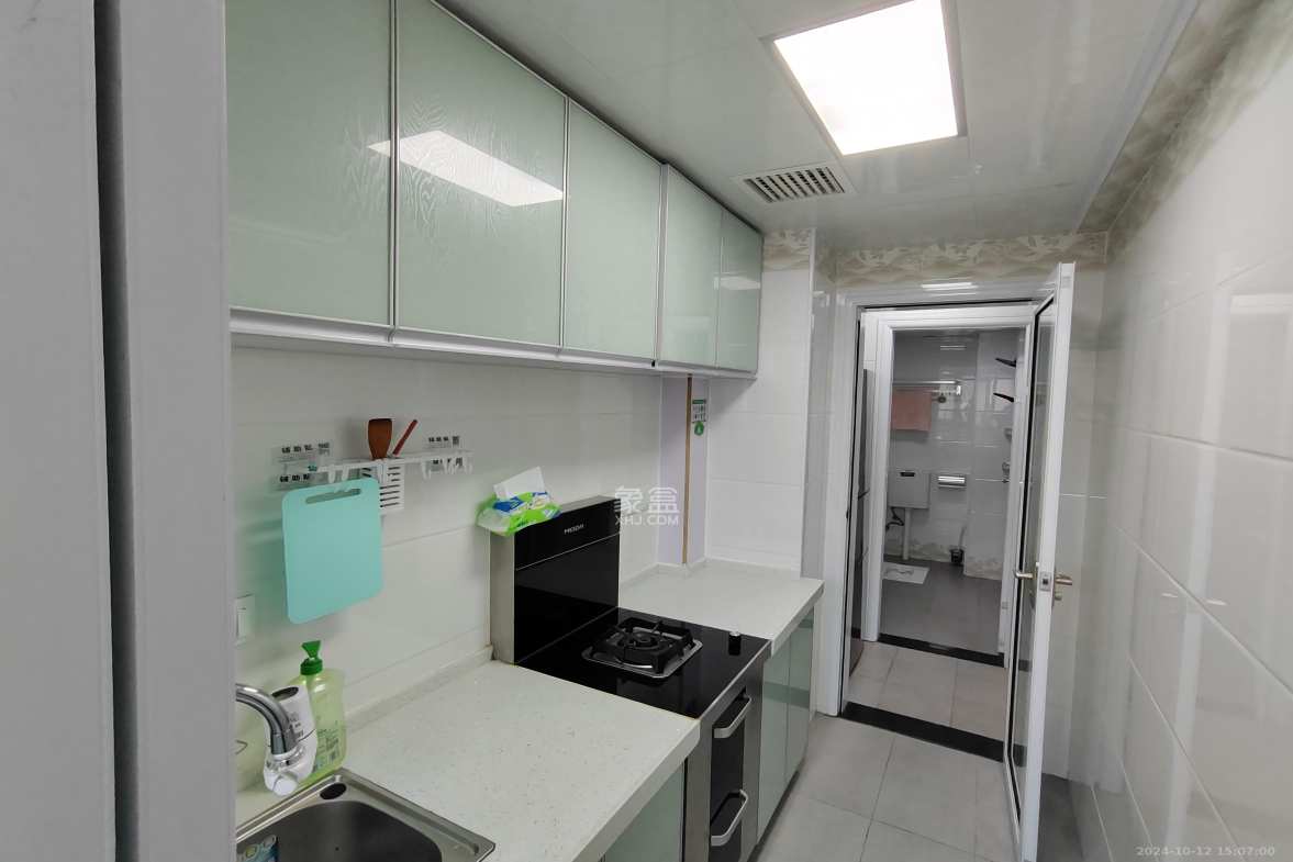 地质家园一、二期(地泰人民公馆) 1室1厅1卫 2600.0元/月 地质家园一、二期(地泰人民公馆) 1室1厅1卫 2600.0元/月室内图