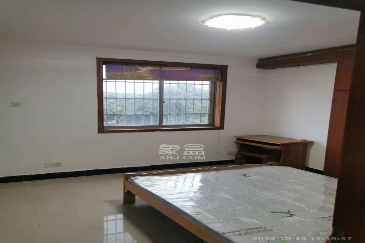 星沙汽配城（大塘村农机市场）  3室2厅1卫   1300.00元/月室内图
