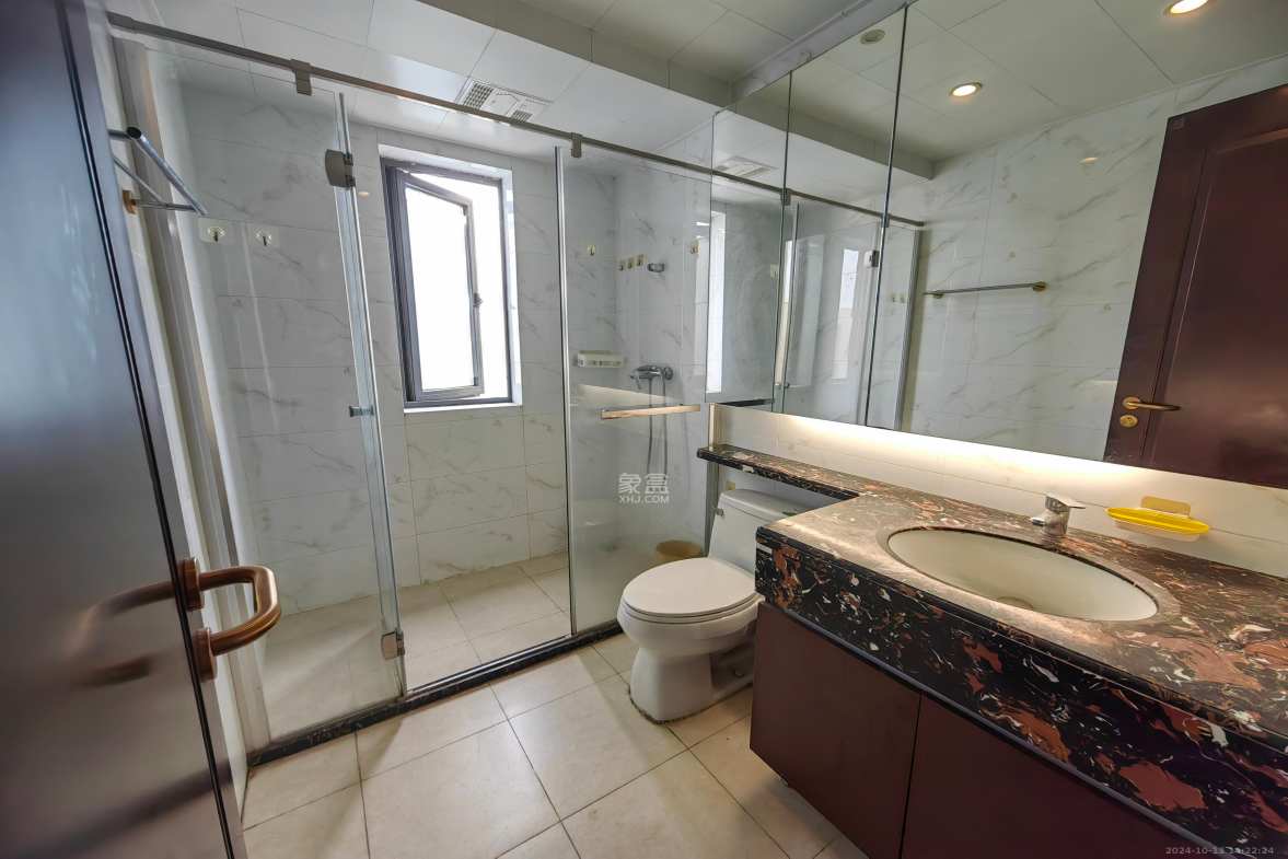 恒大御景天下城一期  3室2厅2卫    2300.0元/月室内图