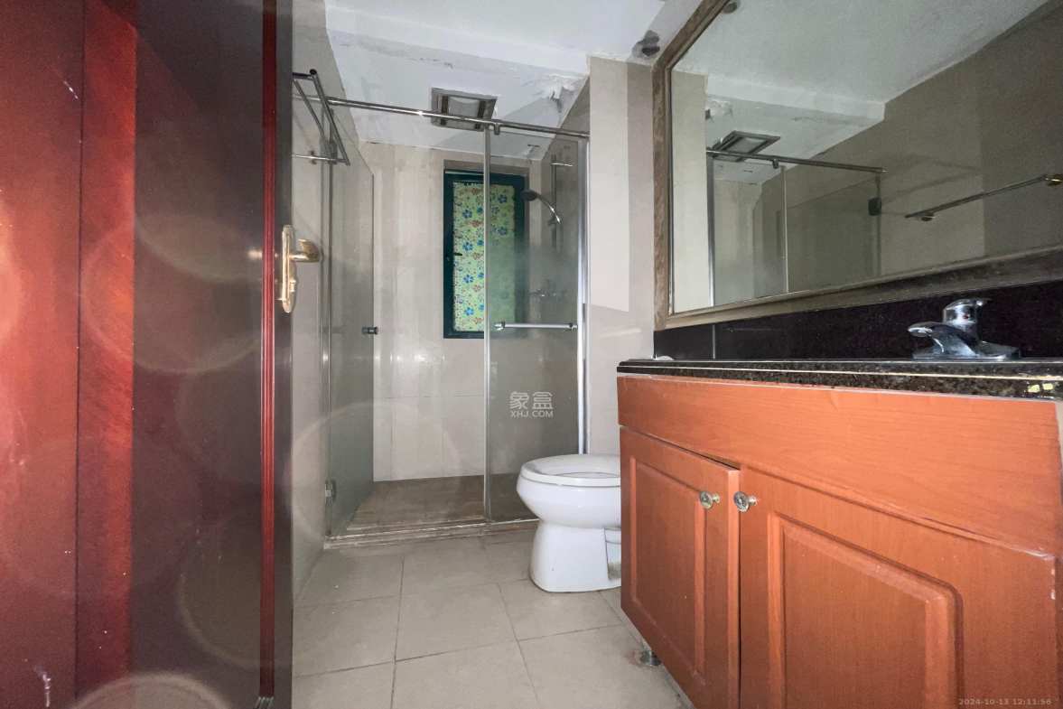 恒大名都  3室2厅2卫    2000.0元/月室内图