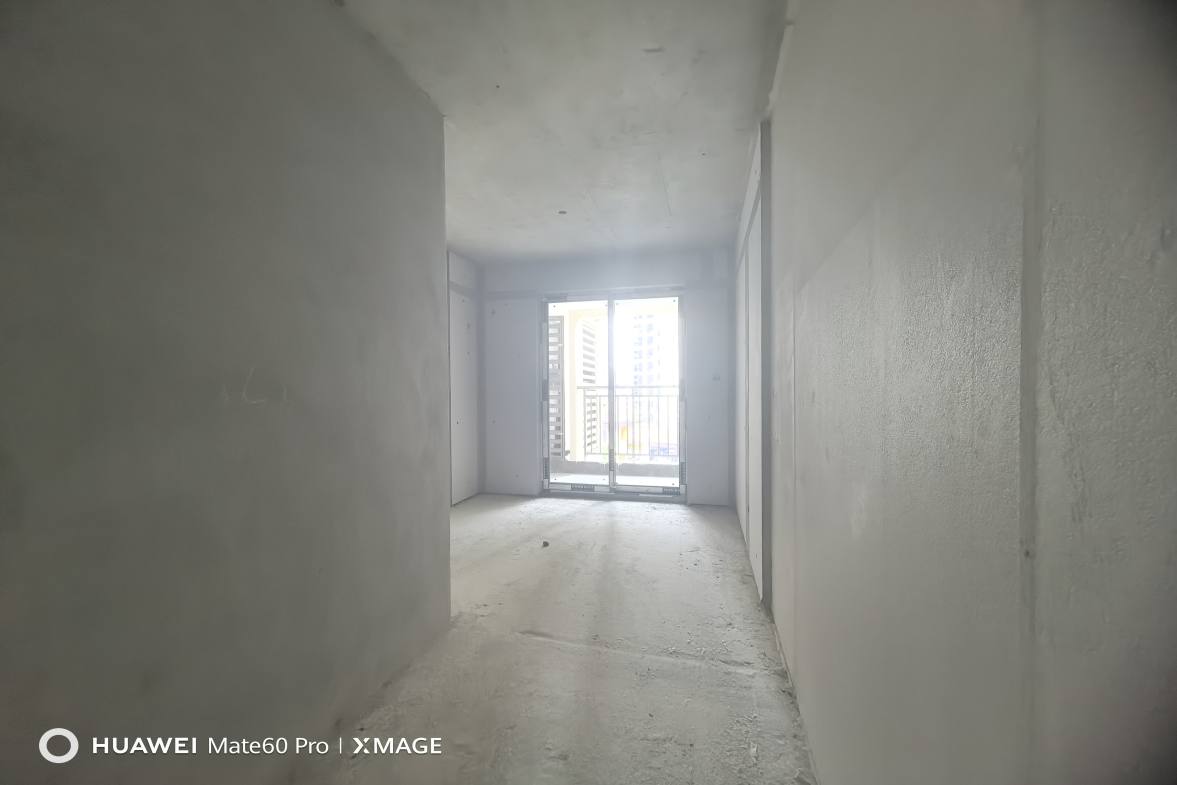 吾悦广场 4室2厅2卫 70.8万 吾悦广场 4室2厅2卫 70.8万客厅