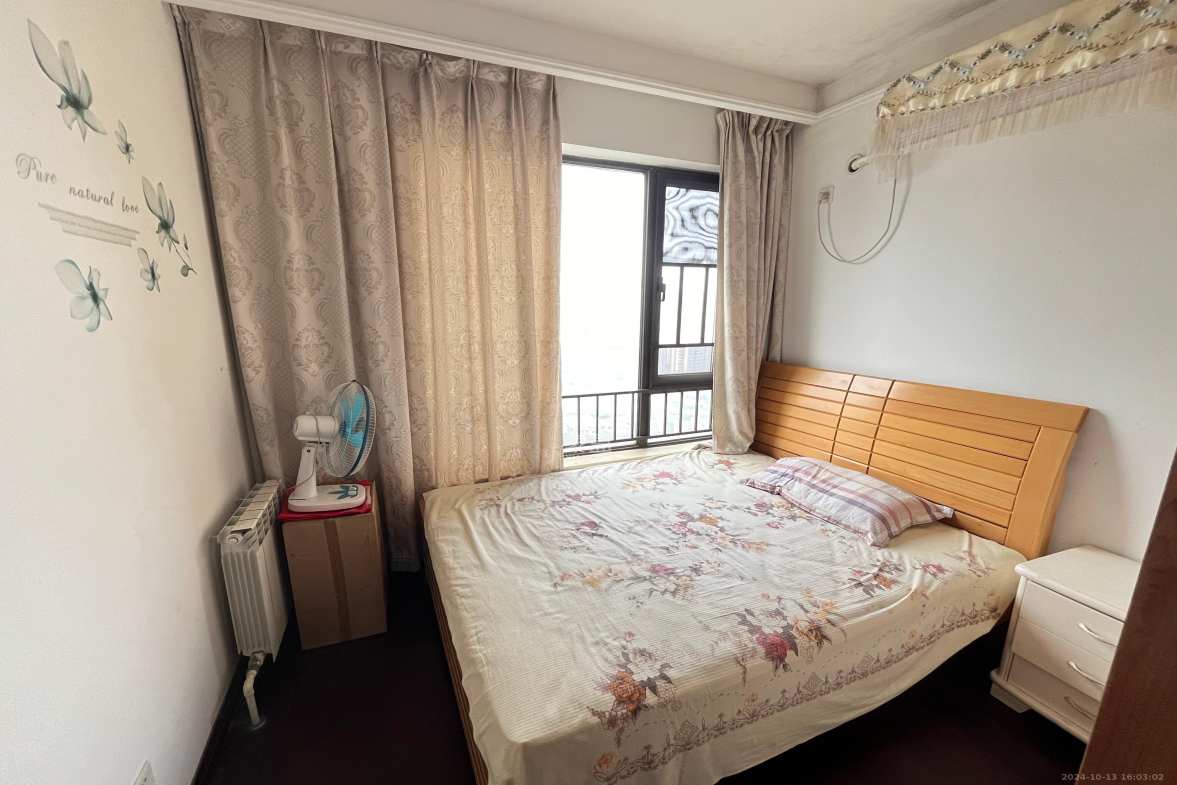 中海国际二期  4室2厅2卫   2500.00元/月室内图
