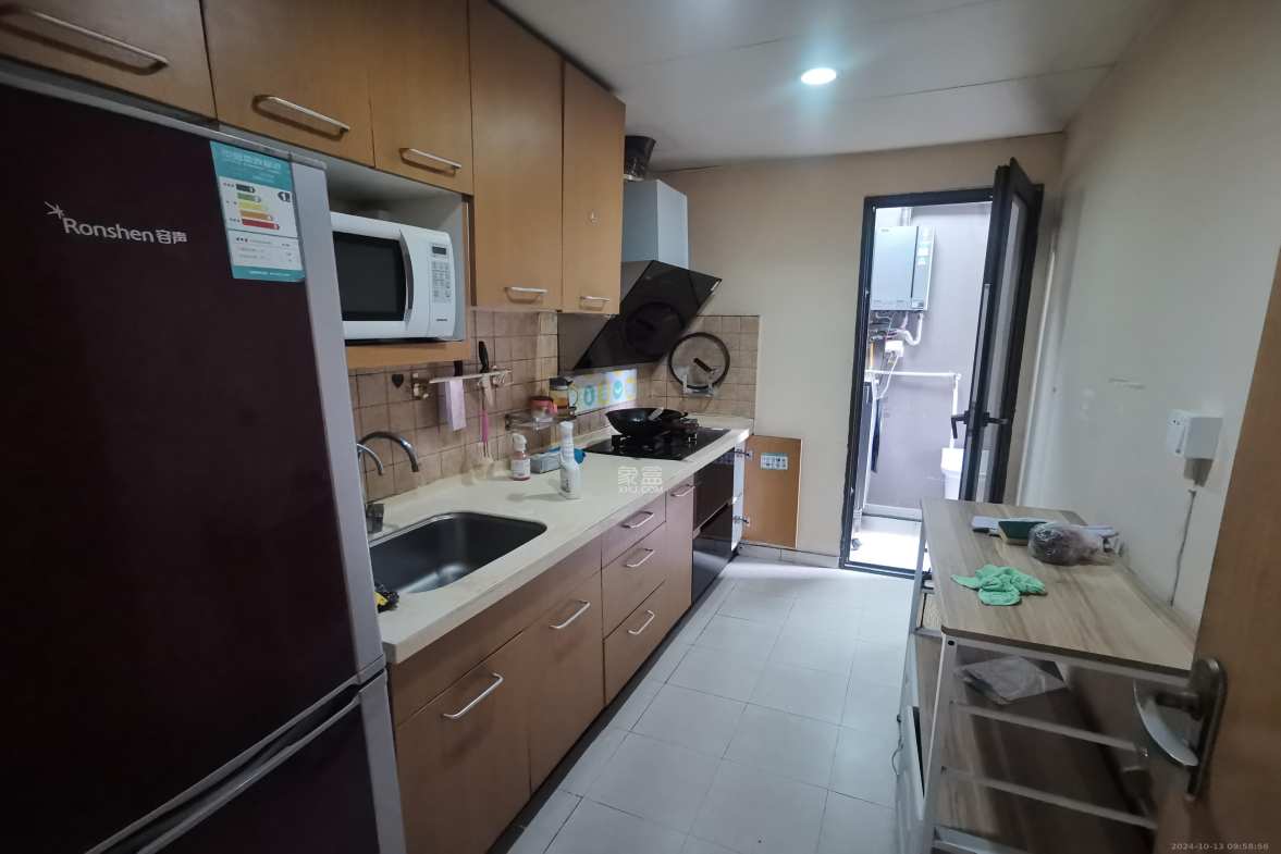 盛世美居荷园  2室2厅2卫   3400.00元/月室内图