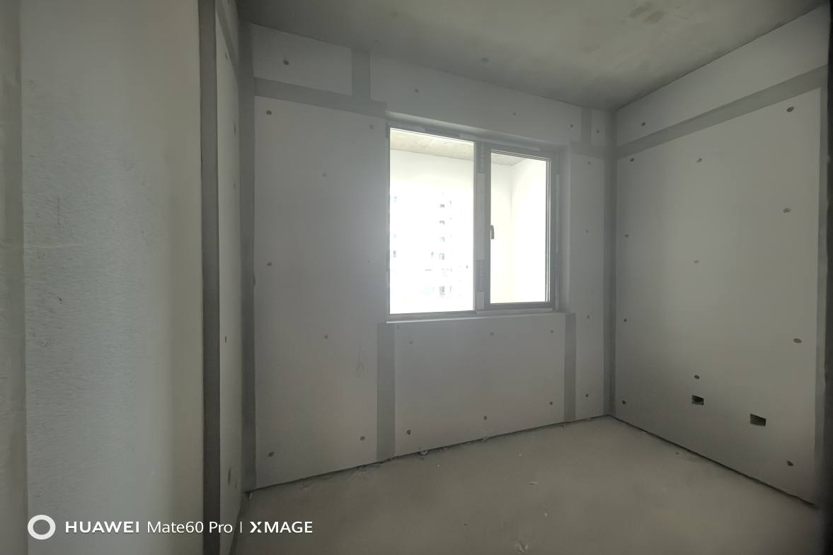 吾悦广场 4室2厅2卫 70.8万 吾悦广场 4室2厅2卫 70.8万客厅