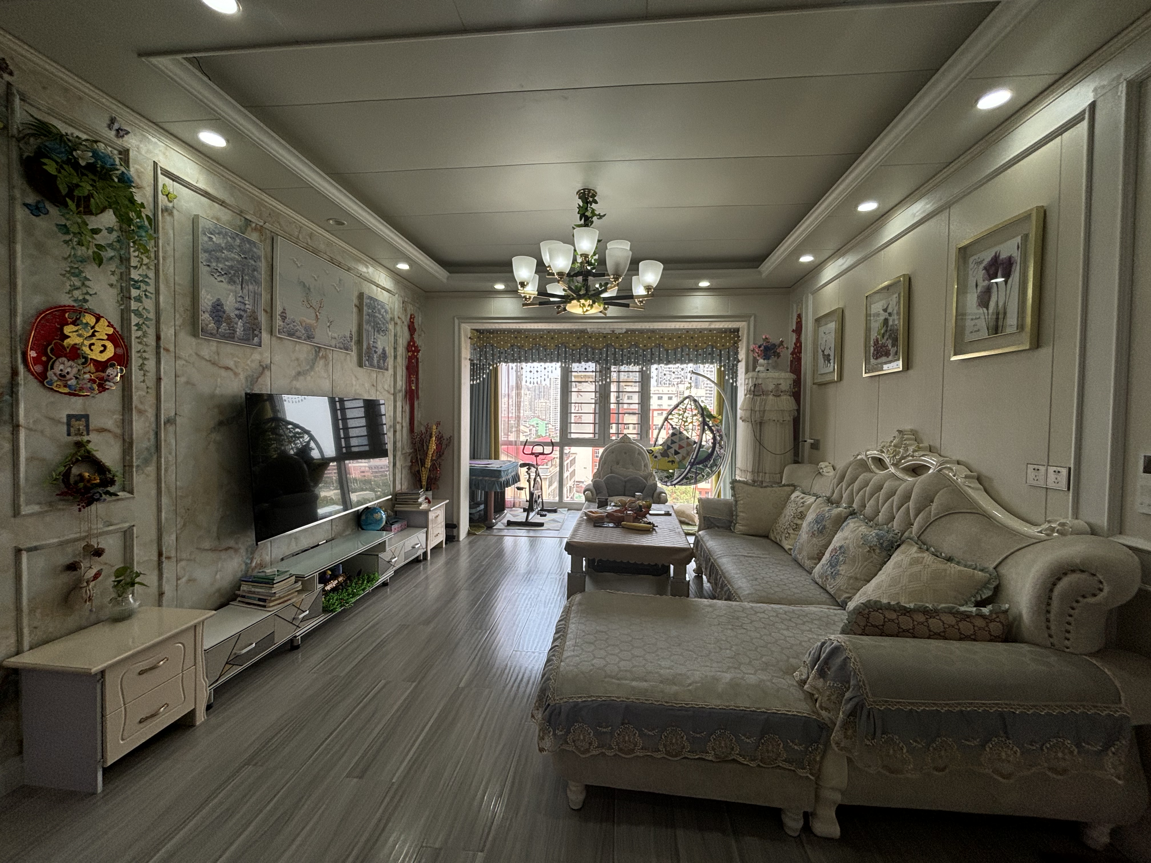 金泰嘉园  1室2厅2卫    80.0万