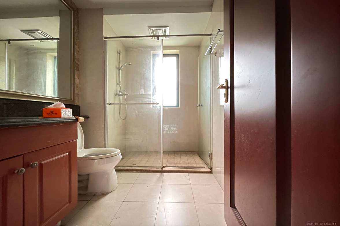 恒大名都  3室2厅2卫    2000.0元/月室内图