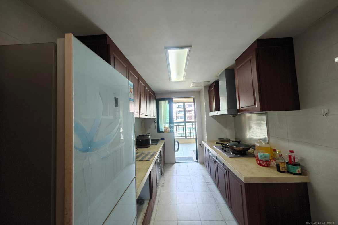 恒大绿洲  3室2厅2卫    2800.0元/月室内图