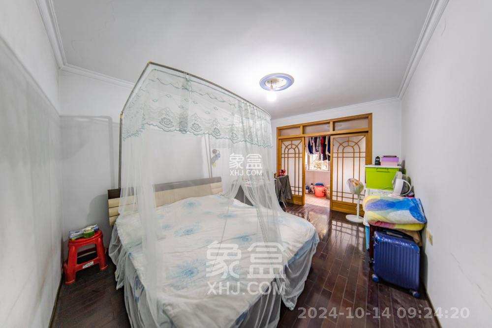 广宇园丁新村  3室2厅2卫   2500.00元/月室内图